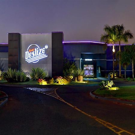 Deslize Motel 4 Uberlandia Ngoại thất bức ảnh