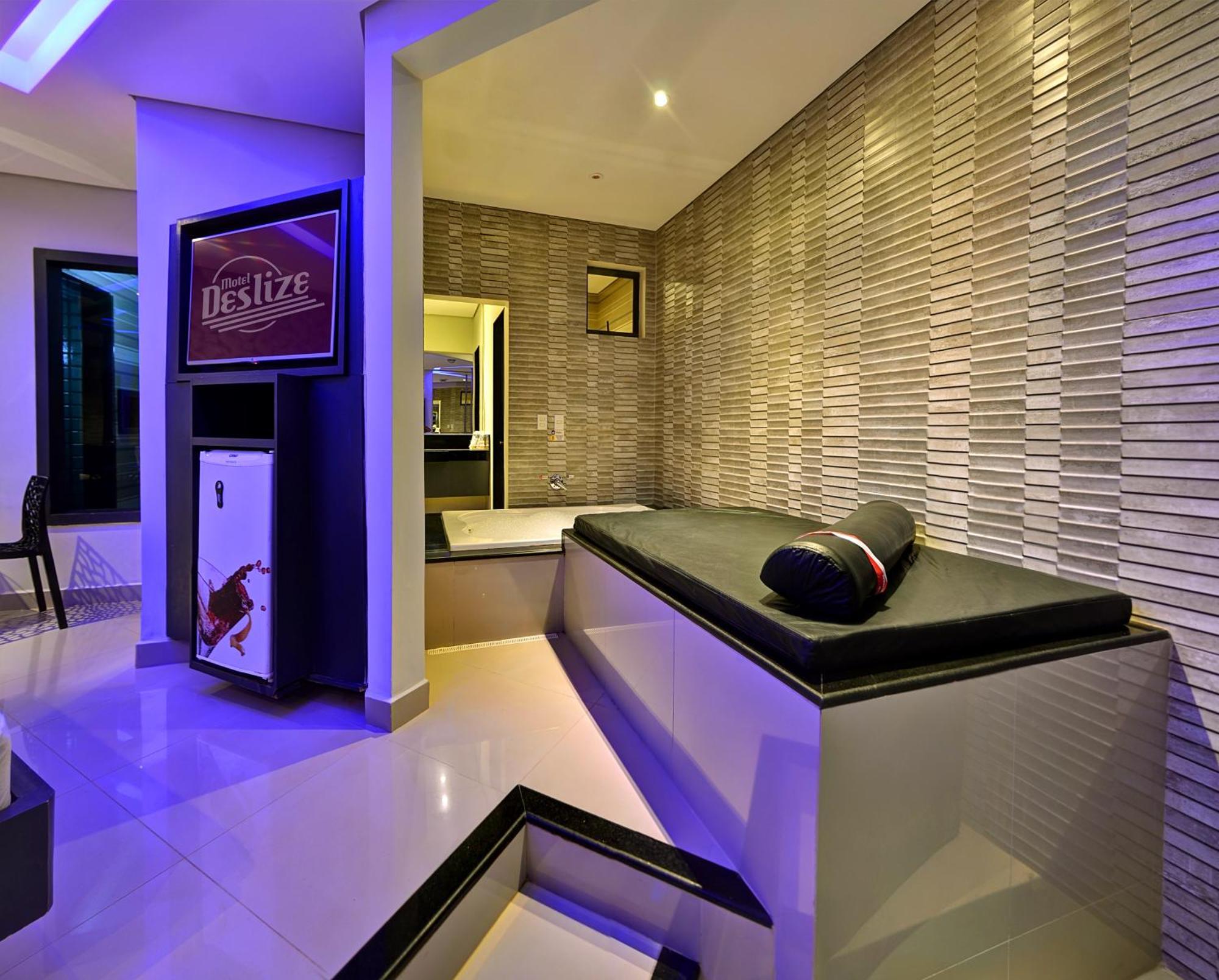 Deslize Motel 4 Uberlandia Ngoại thất bức ảnh